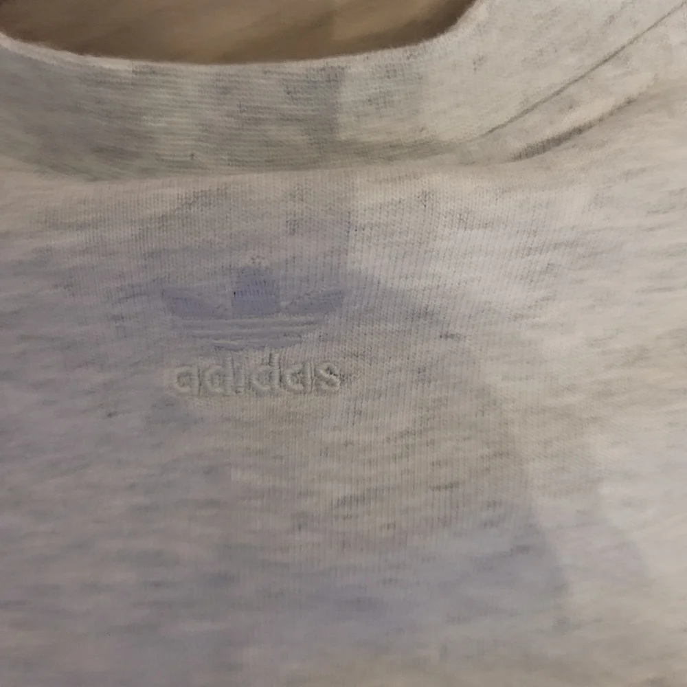 Adidas/Pharrell Williams Collab S/S sweatshirt